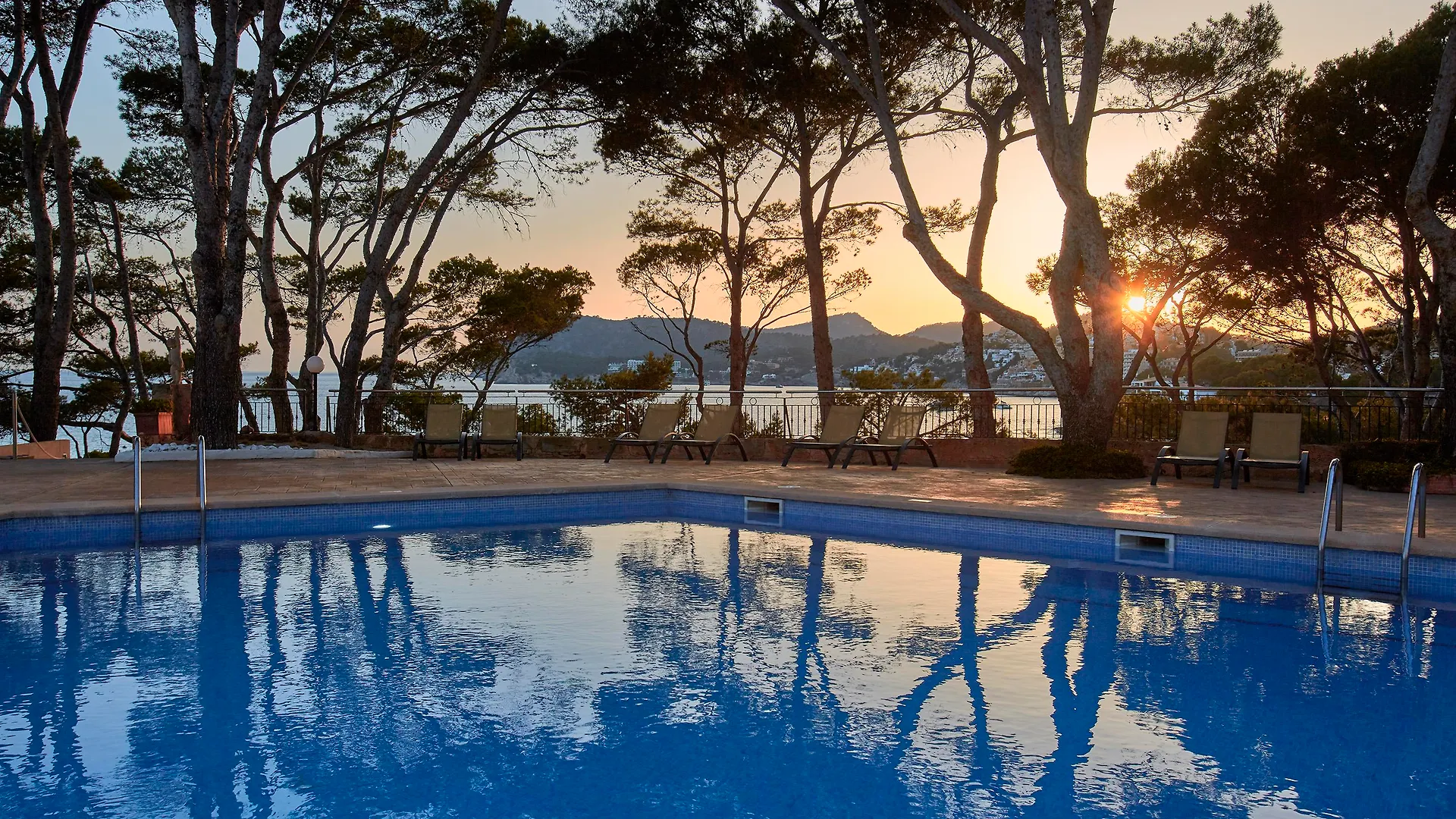 Universal Hotel Lido Park & Spa Peguera