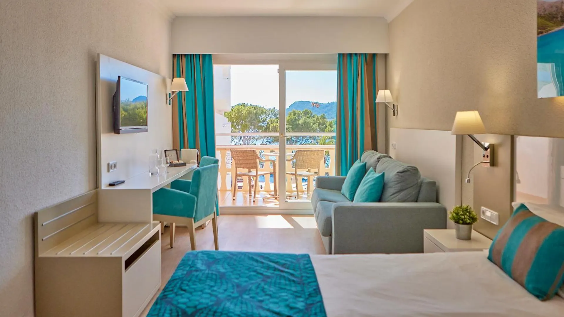 Universal Hotel Lido Park & Spa Peguera