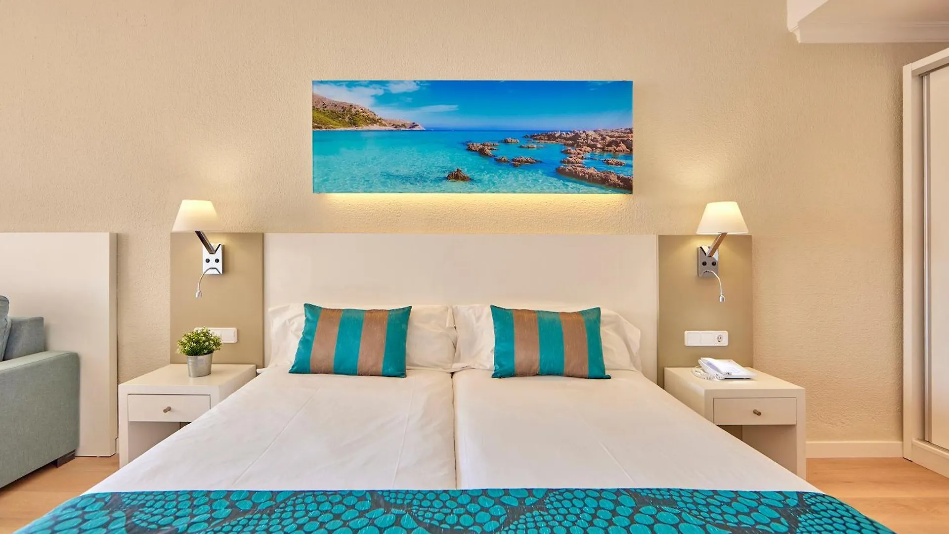 ****  Universal Hotel Lido Park & Spa Peguera Spain