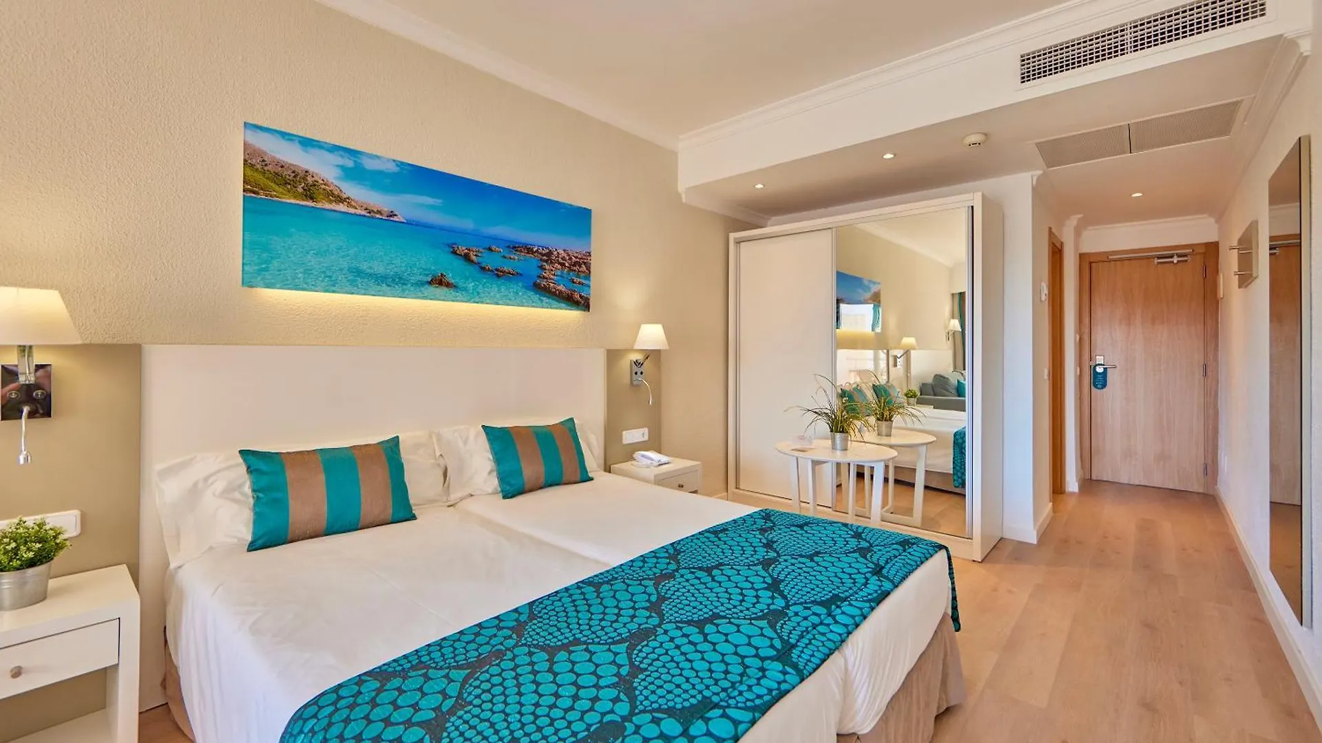 Universal Hotel Lido Park & Spa Peguera